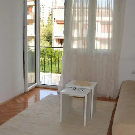 Gospostina Apartman Budva